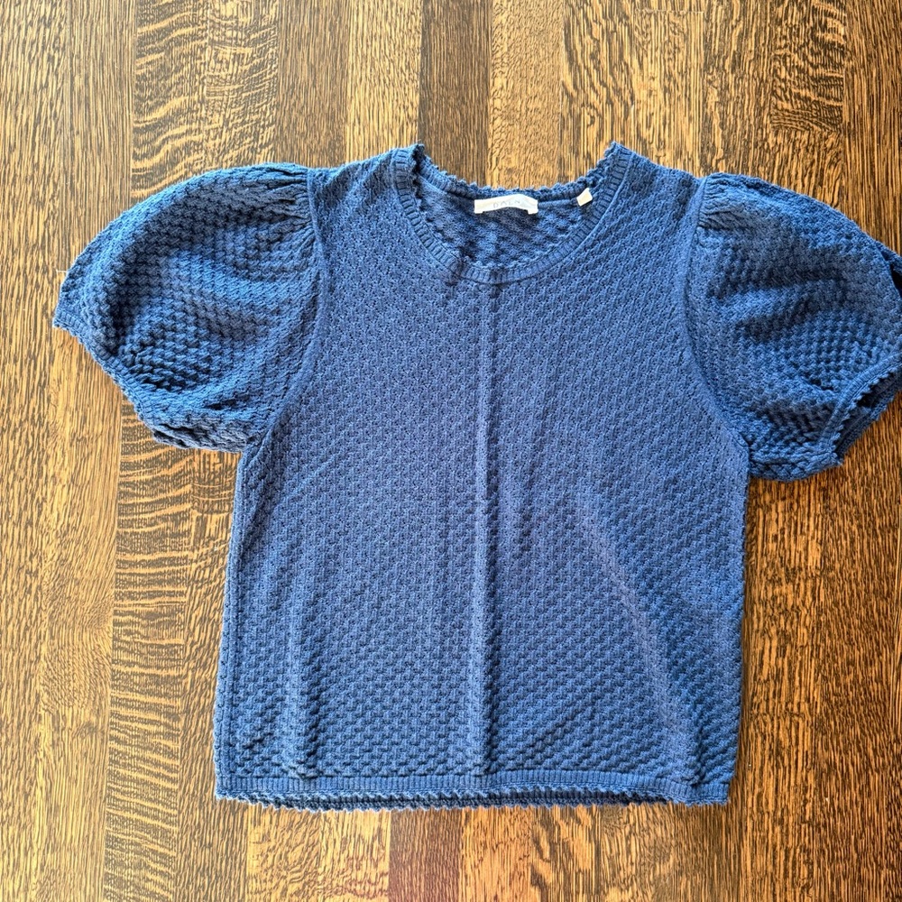 Doen short sleeve sweater